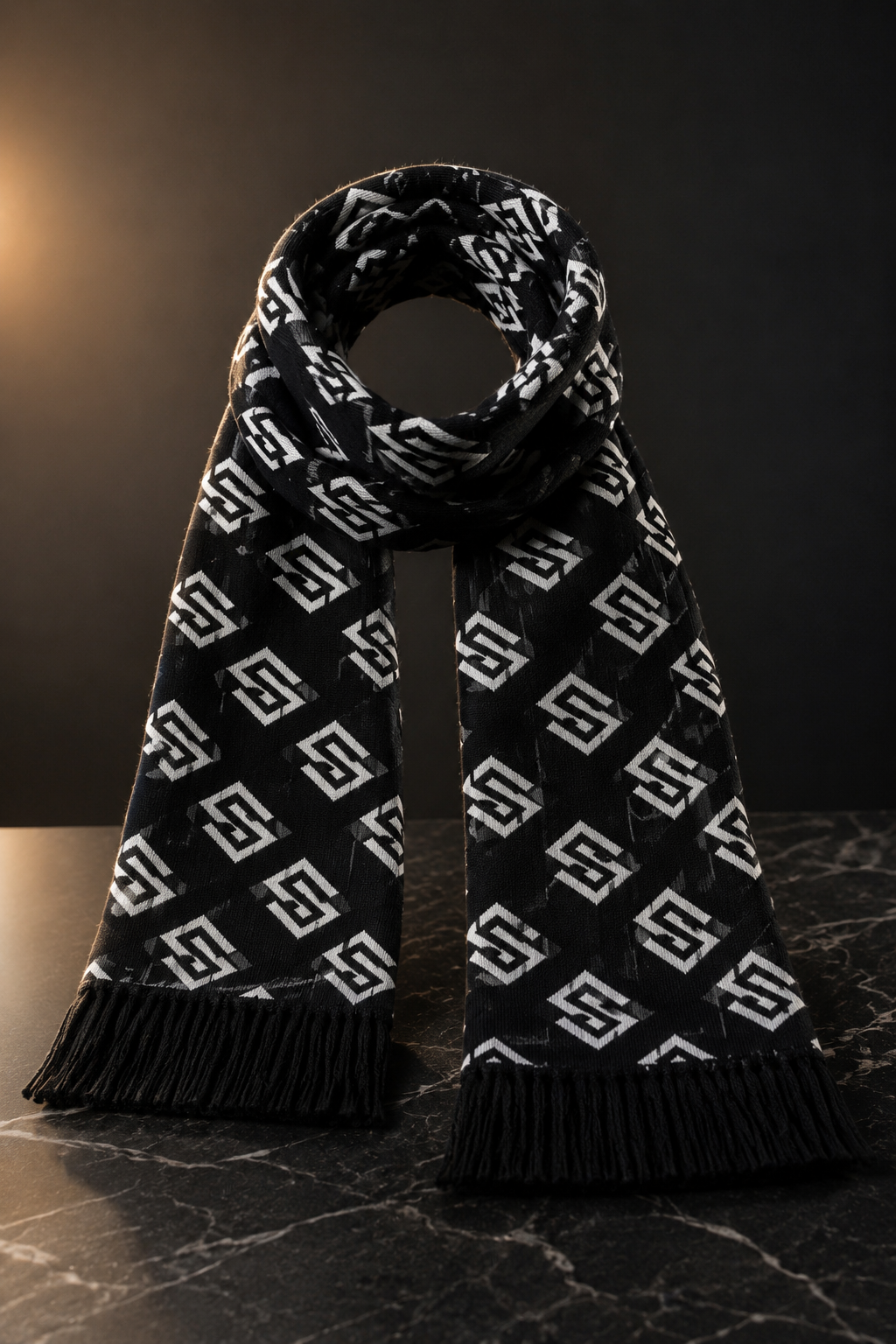 Swagoraimo Atelier Monogram Muffler